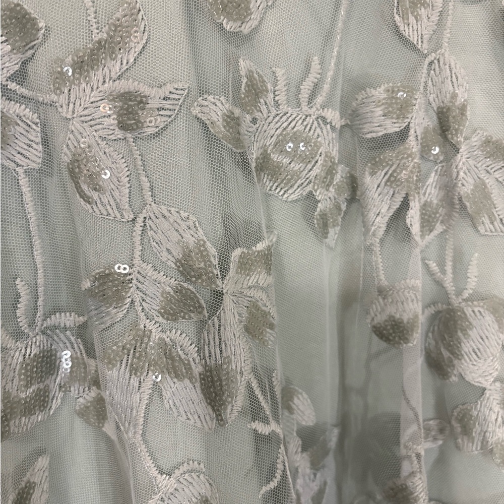 Beautiful dusty sage mother of the bride dress. - Picture 9 of 12